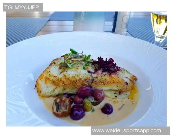 哈兰德饮食揭秘：每天六顿美食每周末尽情享受肉类盛宴