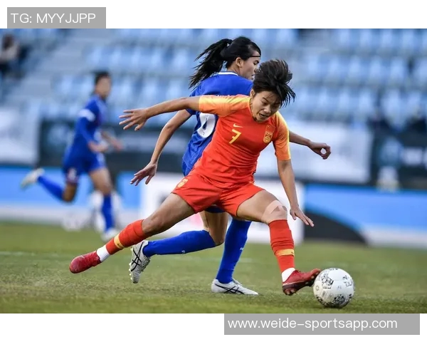 奥特执教首胜喜悦洋溢队员们泼水庆祝难掩激动心情 奥特执教首胜喜悦洋溢队员们泼水庆祝难掩激动心情