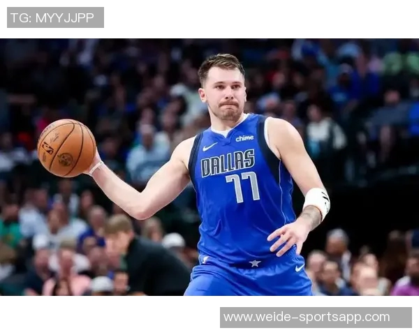 里夫斯幽默点评东契奇成长之路期待他早日成熟展现更强实力